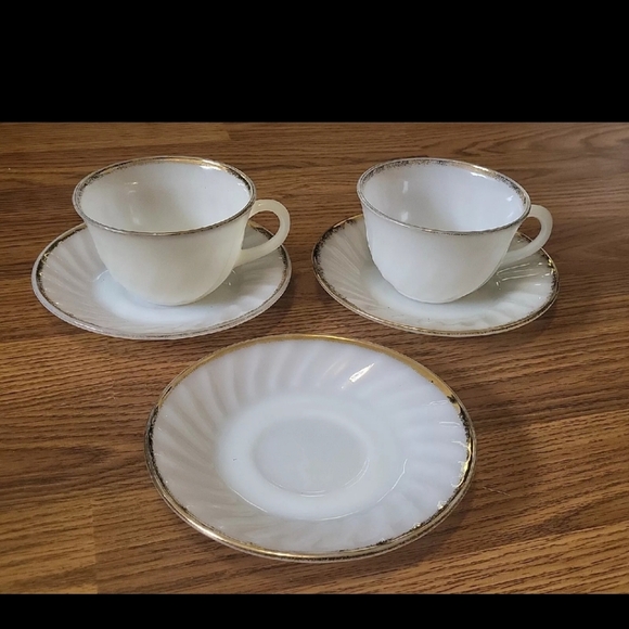 Vintage Fire King 5 pieces Tea Cup and Saucer White With Gold Trim - Picture 1 of 11